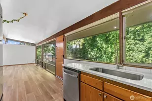 131 109th Ave SE, Bellevue, WA 98004 - Photo 16