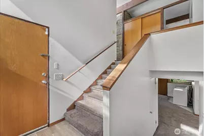 131 109th Avenue SE, Bellevue, WA 98004 - Photo 12