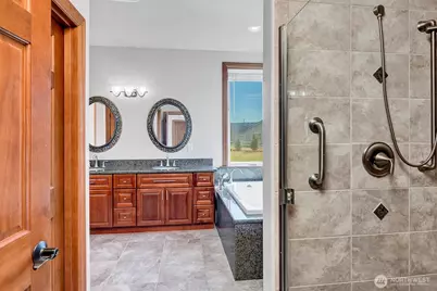 4926 268th Street E, Spanaway, WA 98387 - Photo 24