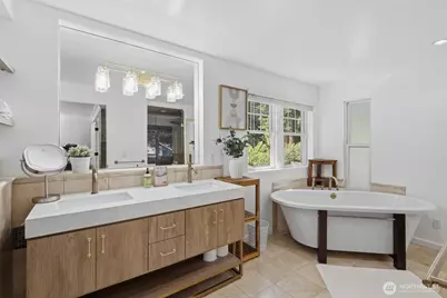 20425 Little Bearcreek Road, Woodinville, WA 98072 - Photo 14