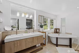 20425 Little Bear Creek Rd, Woodinville, WA 98072 - Photo 14