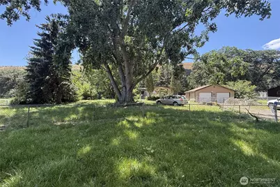 20 E Tampico Park Road, Yakima, WA 98903 - Photo 18