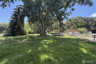 20 E Tampico Park Rd, Yakima, WA 98903 - Photo 18