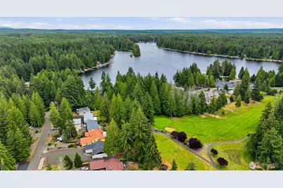 71 E Connemara Way, Shelton, WA 98584 - Photo 2
