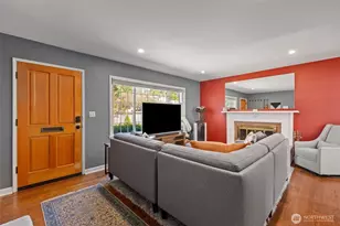 3701 SW Henderson St, Seattle, WA 98126 - Photo 4