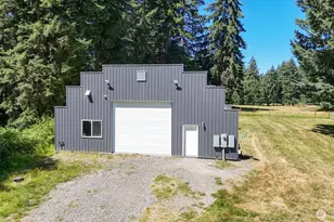 12936 Hubbard Street SE, Rainier, WA 98576 - Photo 1