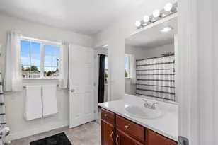 8402 19th St NE, Lake Stevens, WA 98258 - Photo 20