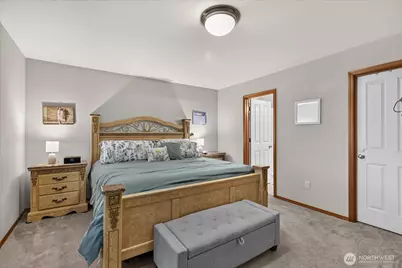 5725 121st Place NE, Marysville, WA 98271 - Photo 12