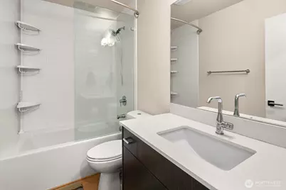 1616 Taylor Avenue N, Seattle, WA 98109 - Photo 22