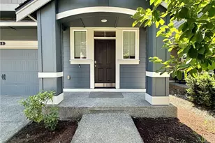 10568 191st St E, Puyallup, WA 98374 - Photo 2