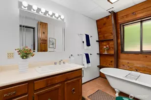 24735 SE Summit Landsburg Rd, Ravensdale, WA 98051 - Photo 18