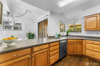 1555 Union Avenue NE #39, Renton, WA 98059 - Photo 10