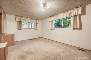 4860 S 175th St, SeaTac, WA 98188 - Photo 12