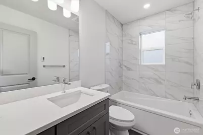 14610 Corliss Avenue N #A, Shoreline, WA 98133 - Photo 22