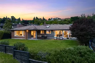 8731 Fauntlee Crest SW, Seattle, WA 98136 - Photo 18