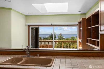 809 Spruce Place, Edmonds, WA 98020 - Photo 12