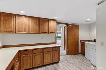 809 Spruce Place, Edmonds, WA 98020 - Photo 28