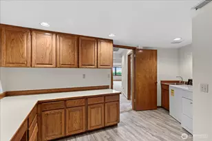 809 Spruce Pl, Edmonds, WA 98020 - Photo 28