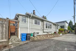 715 W Wheeler St, Seattle, WA 98119 - Photo 28