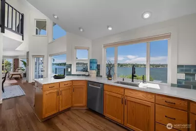 8827 Buttonwood Lane NE, Olympia, WA 98516 - Photo 10
