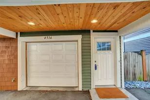 4516 Dayton Ave N, Seattle, WA 98103 - Photo 12