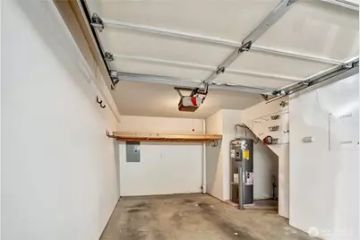 4516 Dayton Avenue N, Seattle, WA 98103 - Photo 14