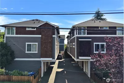 4516 Dayton Avenue N, Seattle, WA 98103 - Photo 1