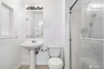 12037 100th Avenue NE #206, Kirkland, WA 98034 - Photo 8