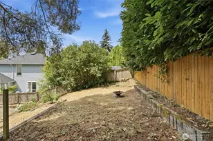 11426 Crestwood Dr S, Seattle, WA 98178 - Photo 26