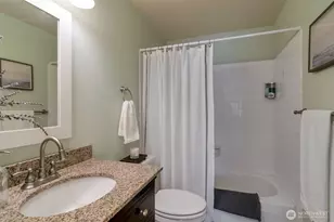 10520 NE 136th Pl, Kirkland, WA 98034 - Photo 6