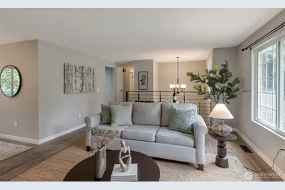 10520 NE 136th Place, Kirkland, WA 98034 - Photo 14