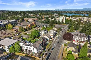911 NE 70th St, Seattle, WA 98115 - Photo 26