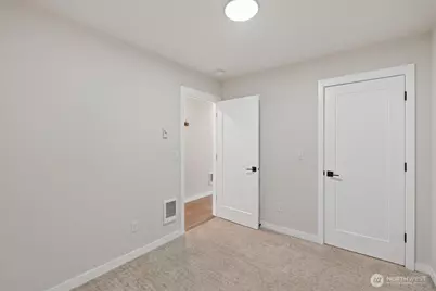 911 NE 70th Street #C, Seattle, WA 98115 - Photo 8