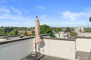 911 NE 70th St, Seattle, WA 98115 - Photo 20