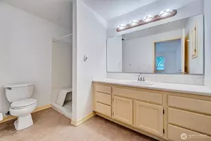 1001 W Casino Rd, Everett, WA 98204 - Photo 14