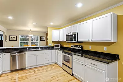 36726 SE Gravenstein Court, Snoqualmie, WA 98065 - Photo 10