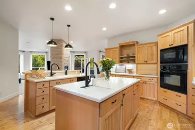 180 E Westlake Drive N, Allyn, WA 98524 - Photo 12