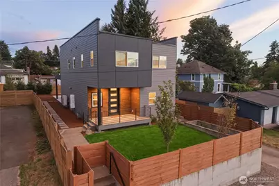 6115 S Cooper Street, Seattle, WA 98178 - Photo 2