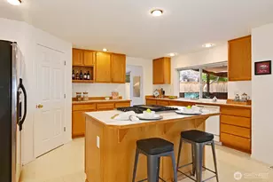 4313 NE 6th Ct, Renton, WA 98059 - Photo 12