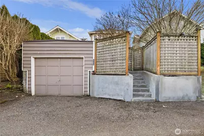 426 Smith Street, Seattle, WA 98109 - Photo 30