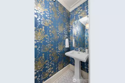 426 Smith Street, Seattle, WA 98109 - Photo 16