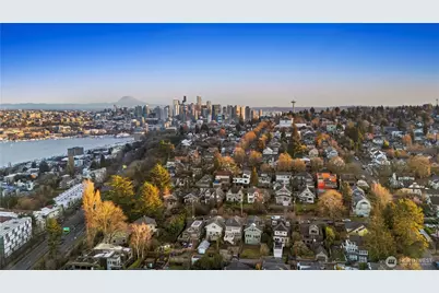 426 Smith Street, Seattle, WA 98109 - Photo 4