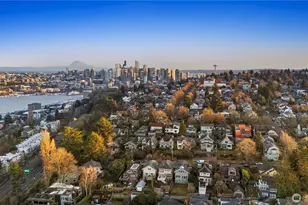 426 Smith St, Seattle, WA 98109 - Photo 4