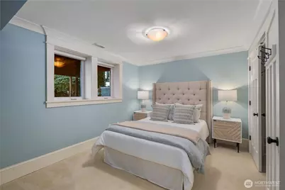 426 Smith Street, Seattle, WA 98109 - Photo 28
