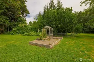 18315 Pioneer Way E, Orting, WA 98360 - Photo 4