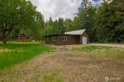 18315 Pioneer Way E, Orting, WA 98360 - Photo 6