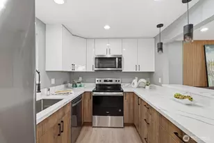 1433 SW Donovan St, Seattle, WA 98106 - Photo 8