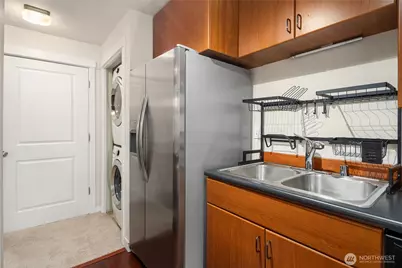 7309 Sand Point Way NE #B727, Seattle, WA 98115 - Photo 12