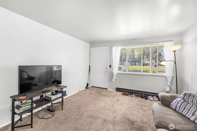 1019 Washington Avenue, Burlington, WA 98233 - Photo 4