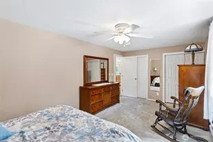 17729 S Tapps Dr E, Lake Tapps, WA 98391 - Photo 14